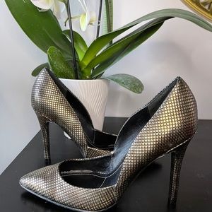 Charles by Charles David Pump